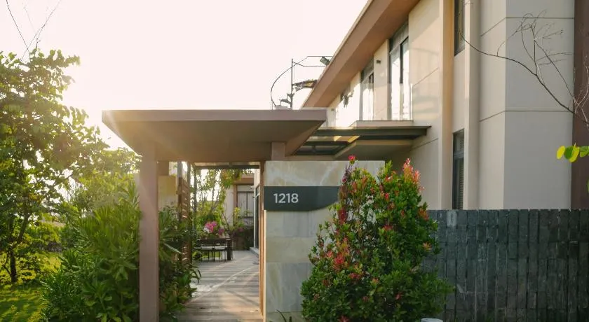 Wyndham Cam Ranh Resort - 3 Luxury Bedroom Villa by Ssens Homes - Image 1