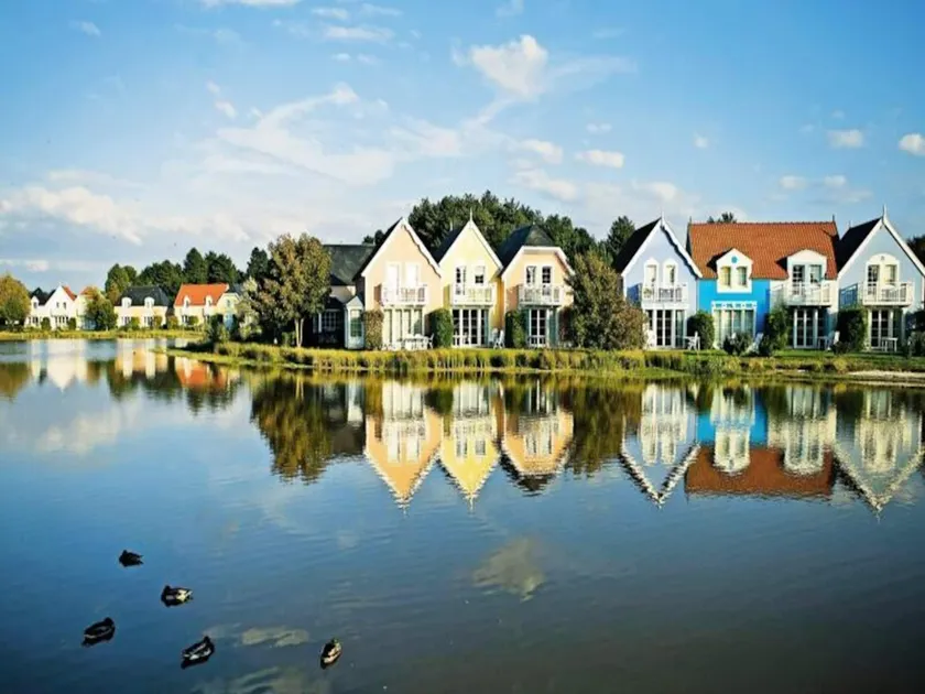 3 room house for 6 people Selection - Image 1