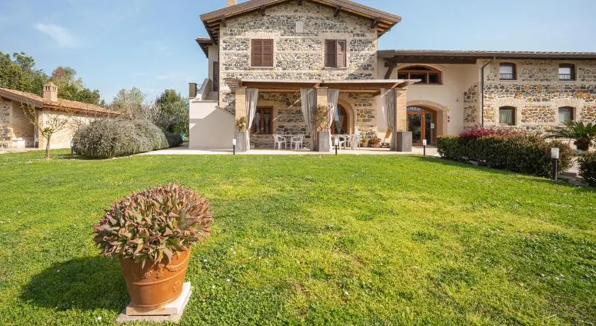 Casale Elisa Country Hotel - Image 1