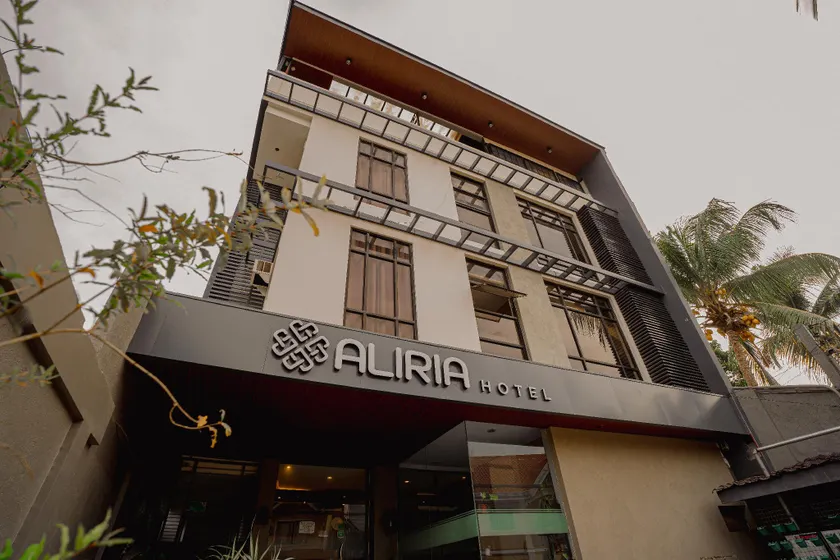 Aliria Bed and Breakfast - Image 1