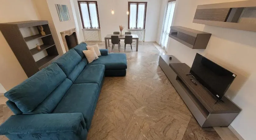 Arya Apartment - Image 1