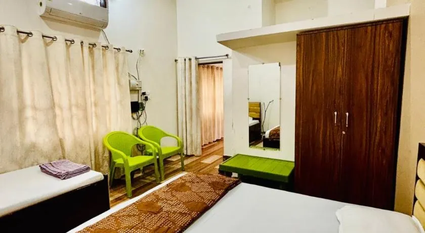Lake View Homestay - Image 1