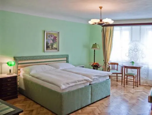 (Ne)vinná kavárna - Image 1