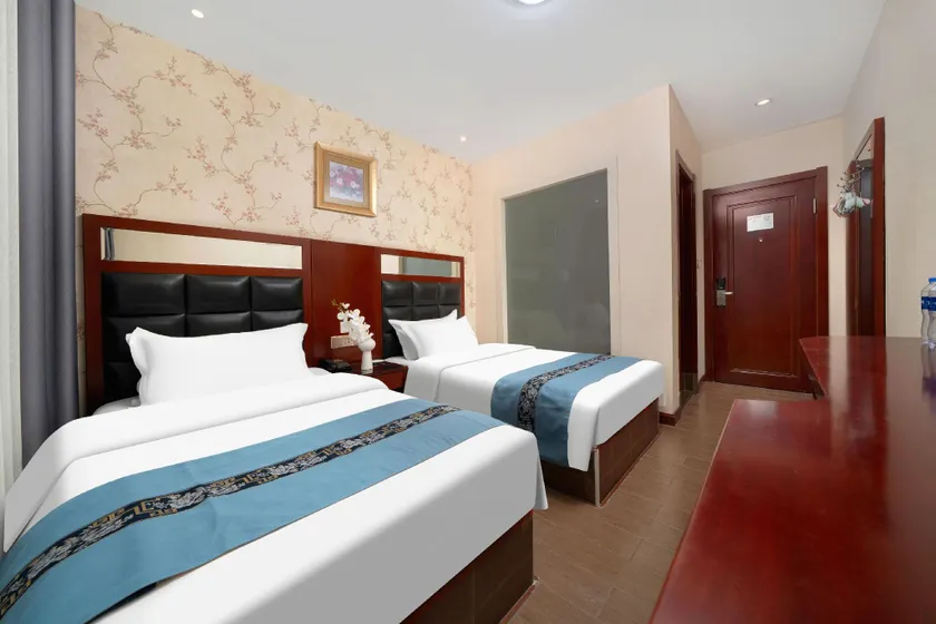Harbin Sunflower Hotel (Central Street Sofia Church) - Image 1