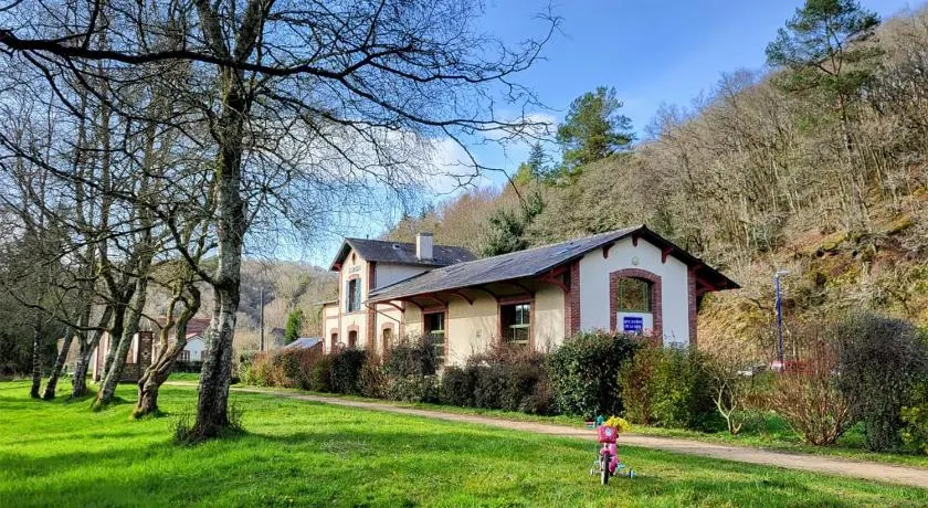Ostal Scrignac - Gîte d'étape de la Gare - Image 1