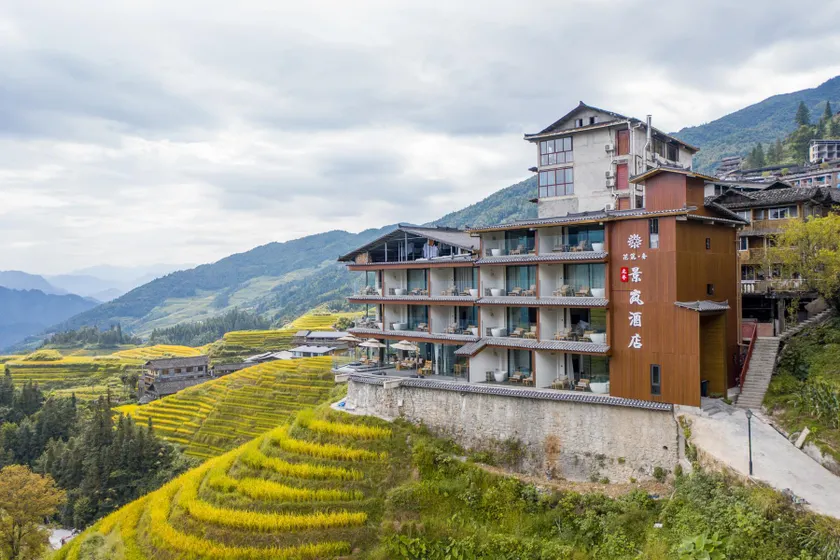 Floral Hotel Qingdao Hanxuyuan Courtyard Hot Spring Homestay - Image 1