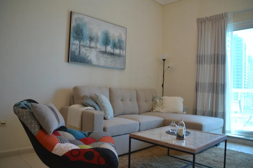 Delightful Lake View 1 Bedroom in JLT - Image 1