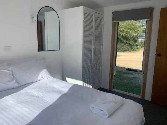 Champ Villa - Image 1