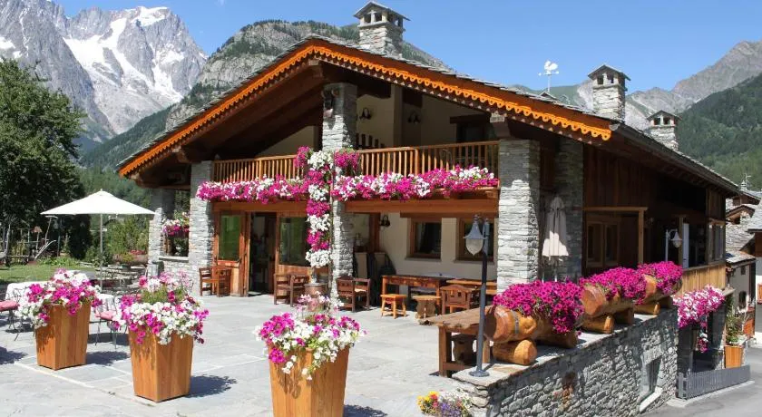 Hotel Lo Campagnar - Image 1