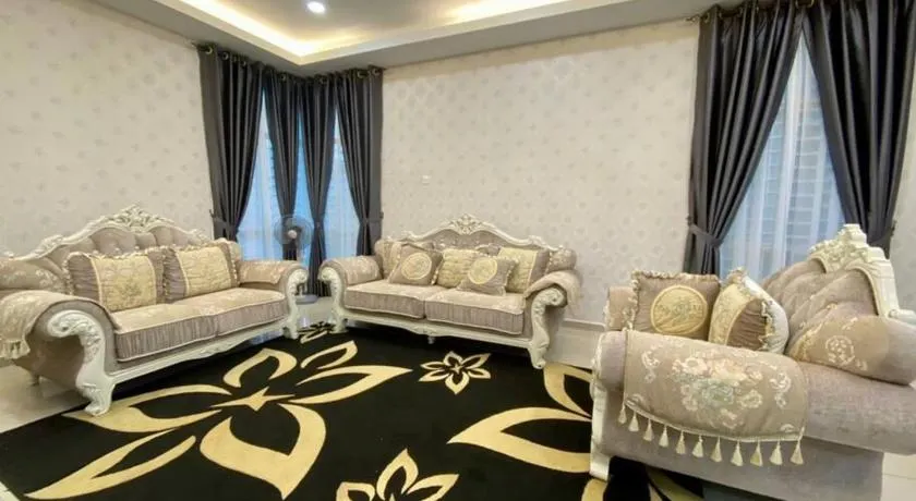 13StayCation Islamic Homestay - Image 1