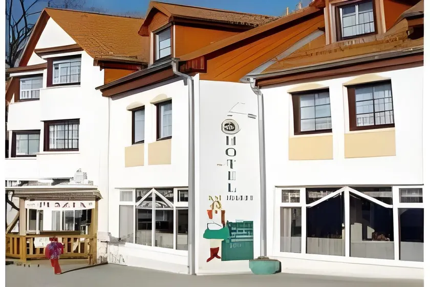 Hotel Am Markt - Image 1