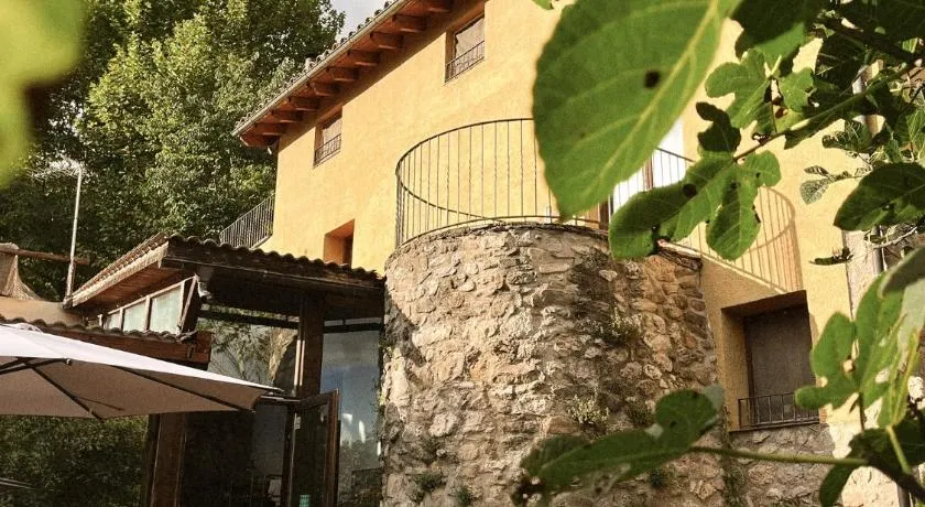 Alberg rural torre del baró - Image 1