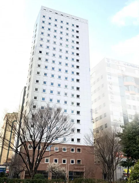 Toyoko Inn Changwon - Image 1