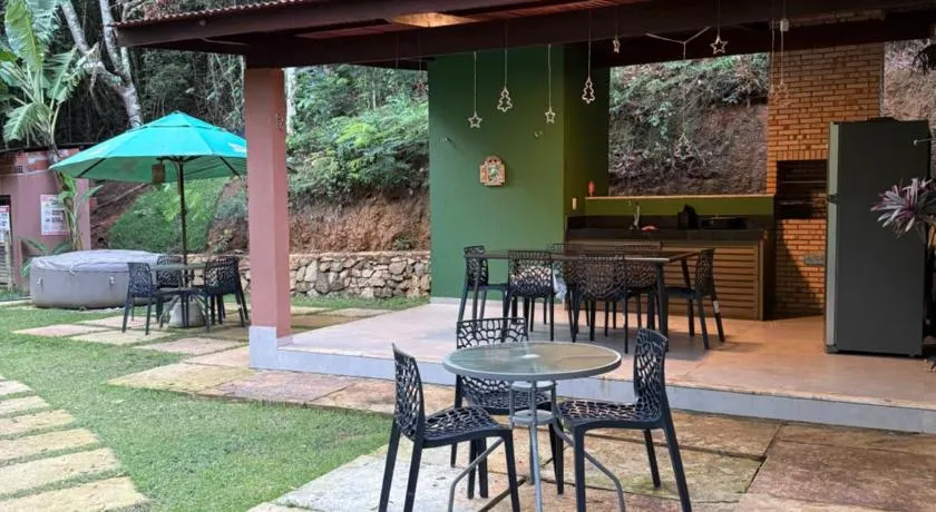 Chale Entre as Arvores - Image 1
