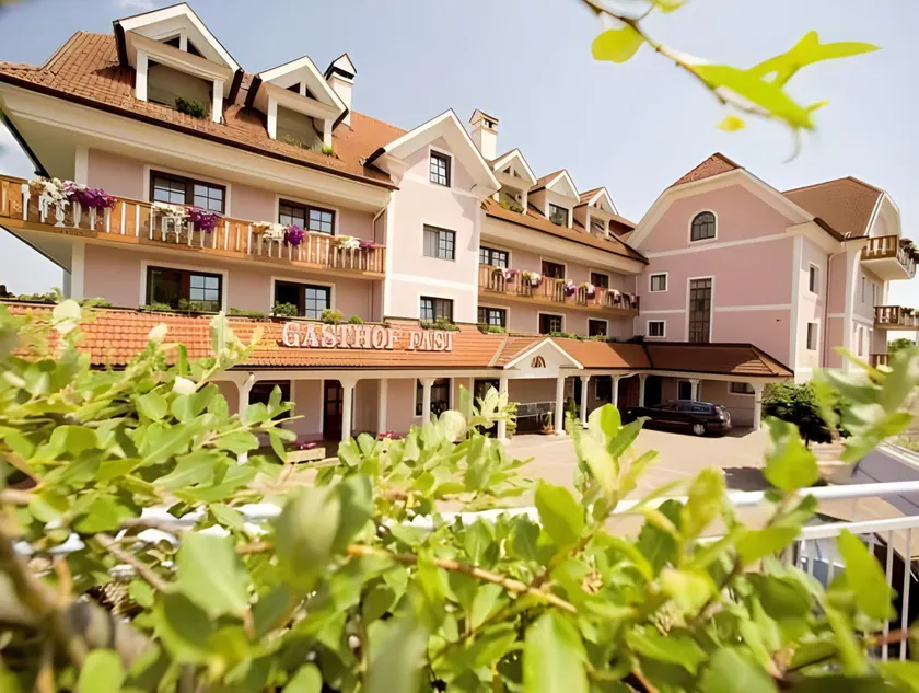 Mein Hotel Fast - Image 1