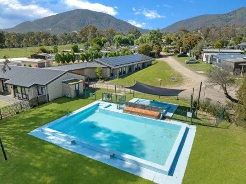 Snobs Creek Motel Eildon - Image 1