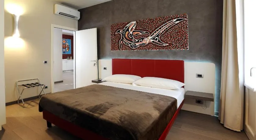 B&B Opera - Image 1