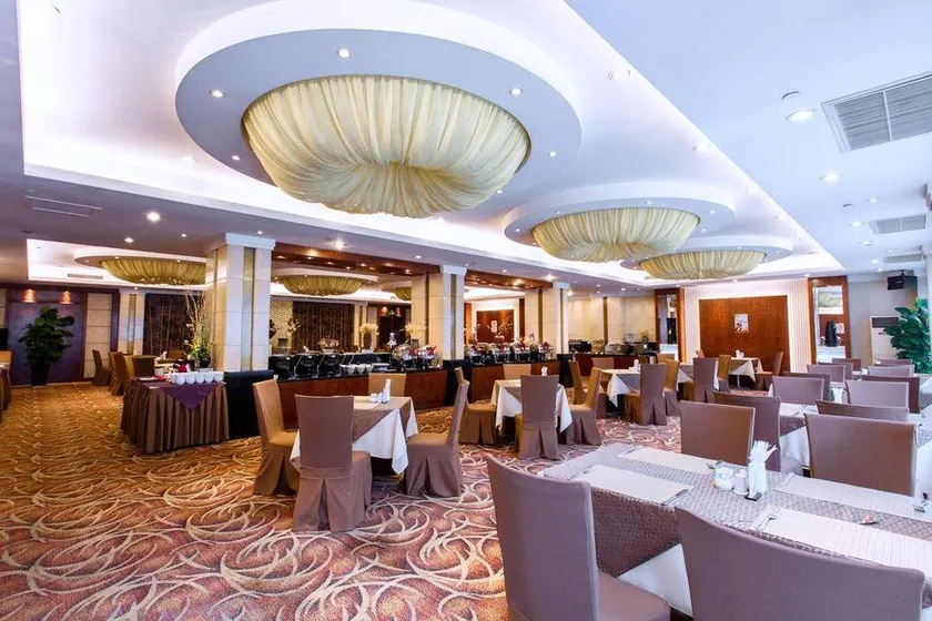 Qijiashan Hotel - Image 1