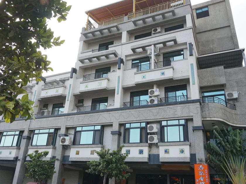 Spring Viva Hotel - Image 1