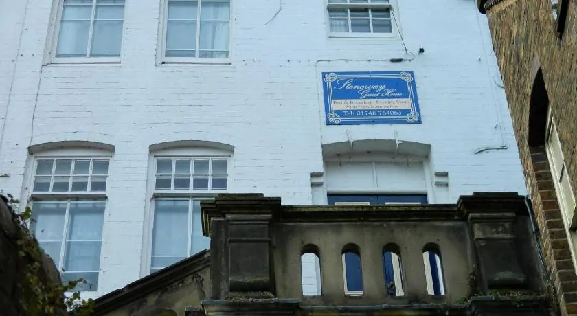 Stoneway Guest House - Image 1
