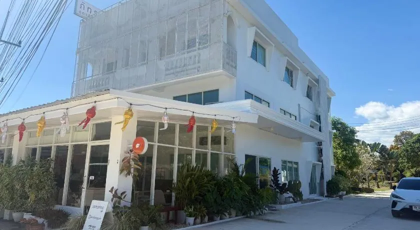 PATRA Agaligotel - Image 1