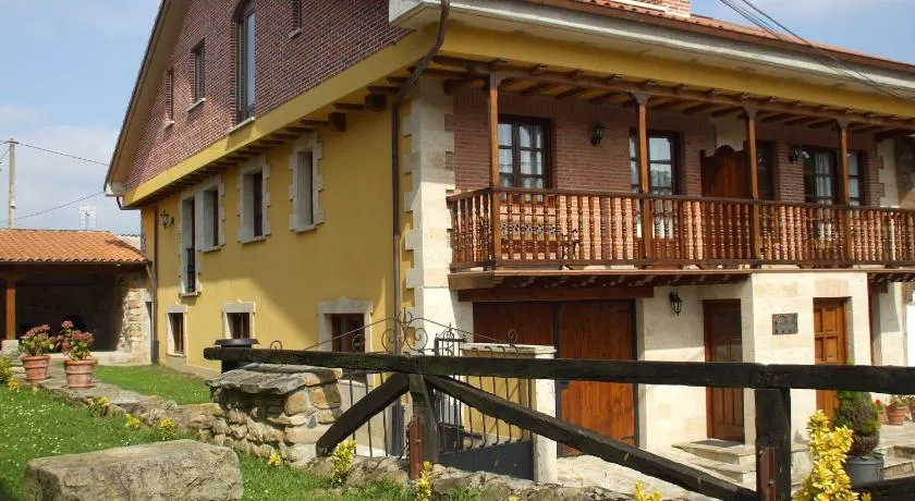 Apartamentos La Corraliza - Image 1