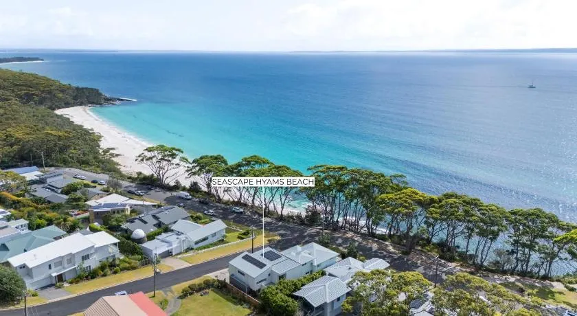 Escape To Hyams Beach By Jervis Bay Rentals - Image 1