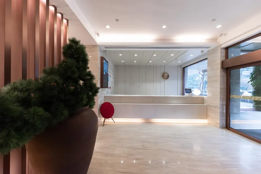 Ji Hotel Hangzhou West Lake Qingchun Road - Image 1