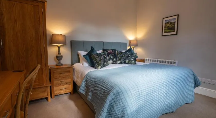 Hassop Station Apartment on the Monsal Trail - Image 1