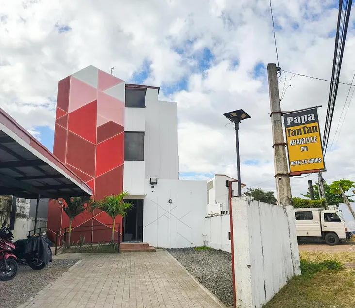 Papatantan Apartelle Pili Branch - Image 1