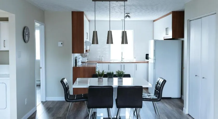 Le Contemporain - Image 1