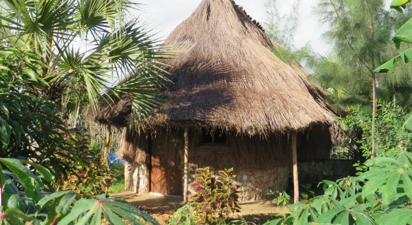 Bahati Diani House Glamping - Image 1