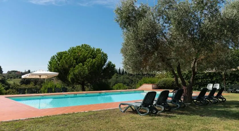 Green Hill Apartment In Tuscan Countryside - Image 1
