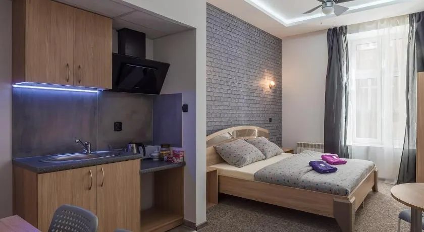 70s Hostel - Image 1