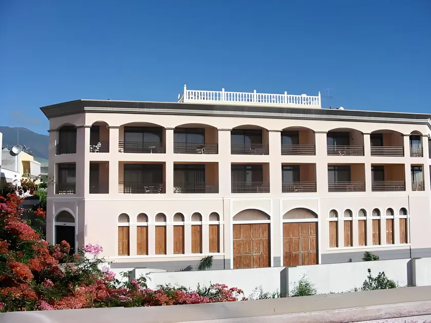 Apartamentos Isa - Image 1
