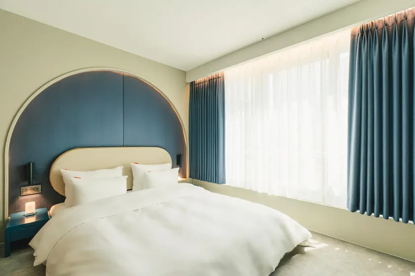 Cheonan Buldang Hound Hotel - Image 1