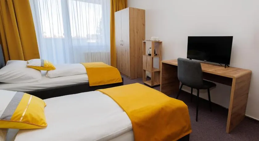 Hotel FIT - Image 1