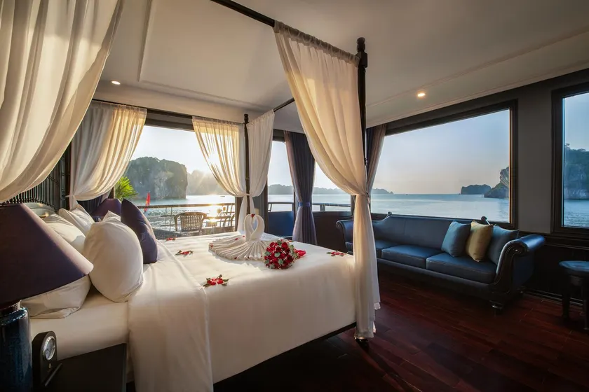 Rosy Cruises - Image 1