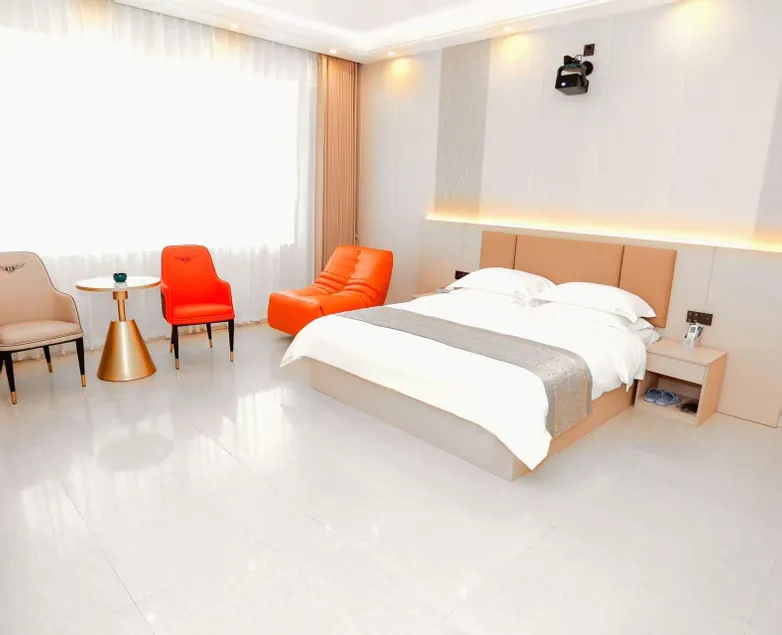 Huayi Smart Hotel - Image 1