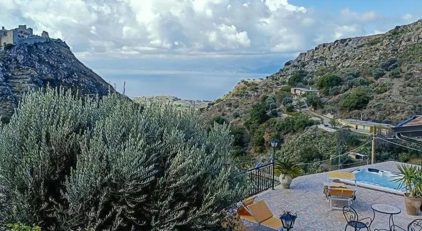 Beautiful Home In Motta San Giovanni With Wifi - Image 1