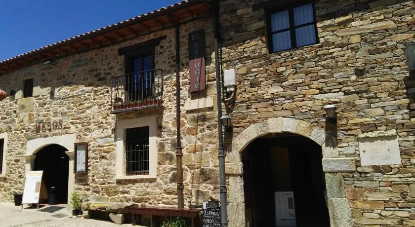 El Refugio Hostería - Image 1