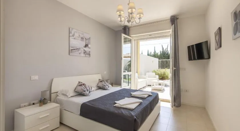 Le Domus smuk lejlighed med have. - Image 1