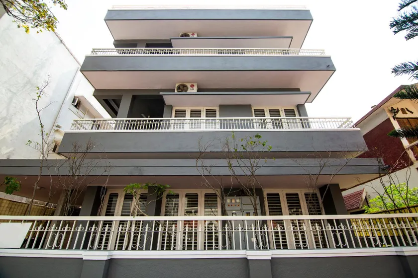 OYO Eyrie Comforts Near Nexus Mall Koramangala - Image 1