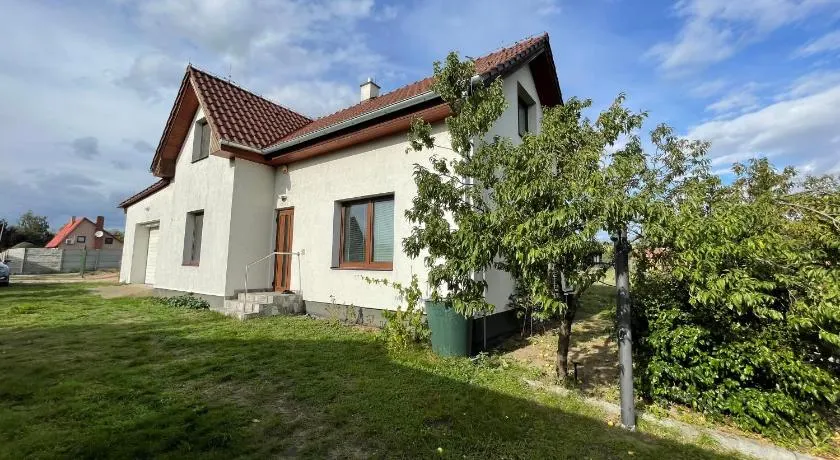 Domek Nad Drahou Mělník - Image 1