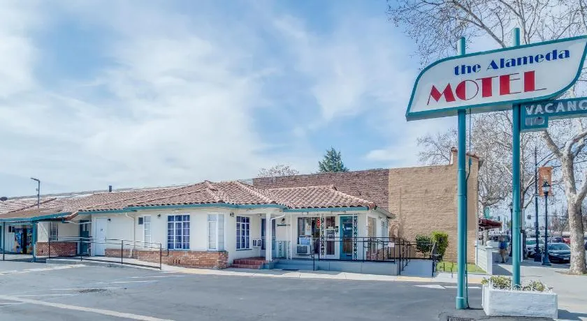 Alameda Motel San Jose - Image 1