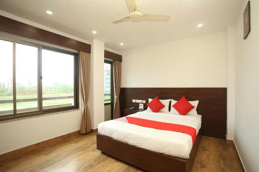 OYO 525 Hotel Aloka Inn - Image 1