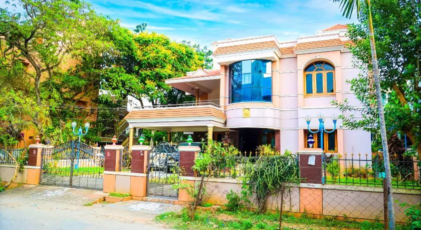Divine Luxury Villa - Image 1