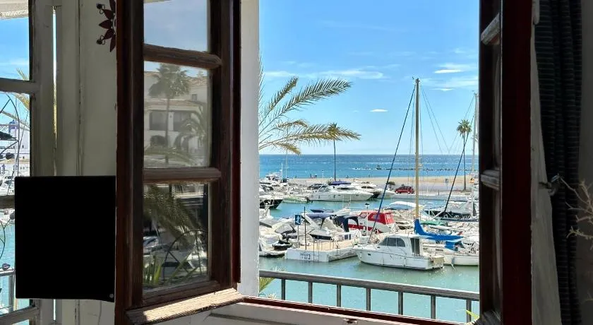 Sea view loft in La Duquesa close to beach - Image 1