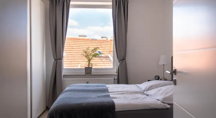 SOUL by Interior Apartments - Familienapp für 4 Personen - nahe ICE-Bahnhof, UNESCO-Bergpark - Parkplatzmöglichkeit - EBK, kinderfreundlich, chic & komfort - Gratis WLAN & Kinderspielzeug - Image 1