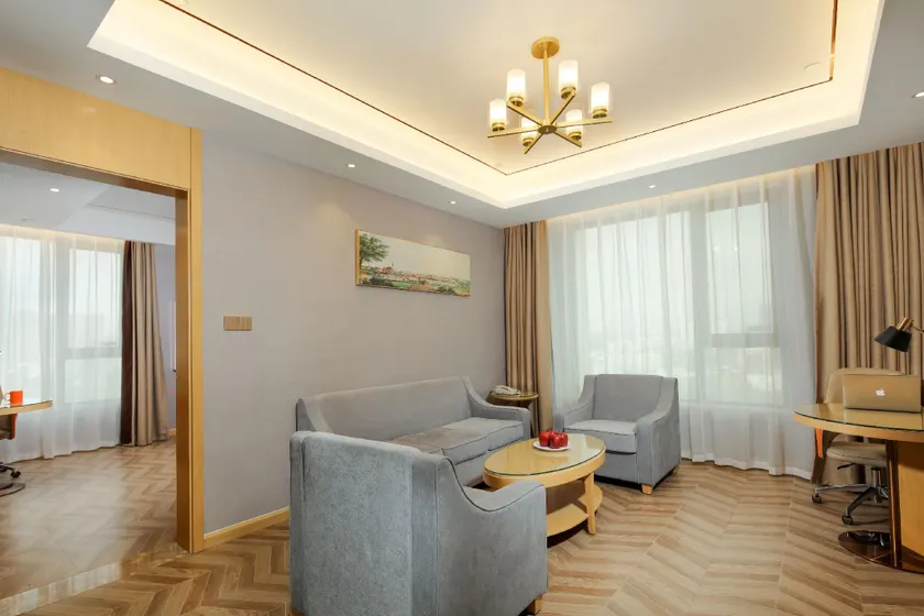 Vienna Hotel (Chongzuo Vientiane Jun Shop) - Image 1